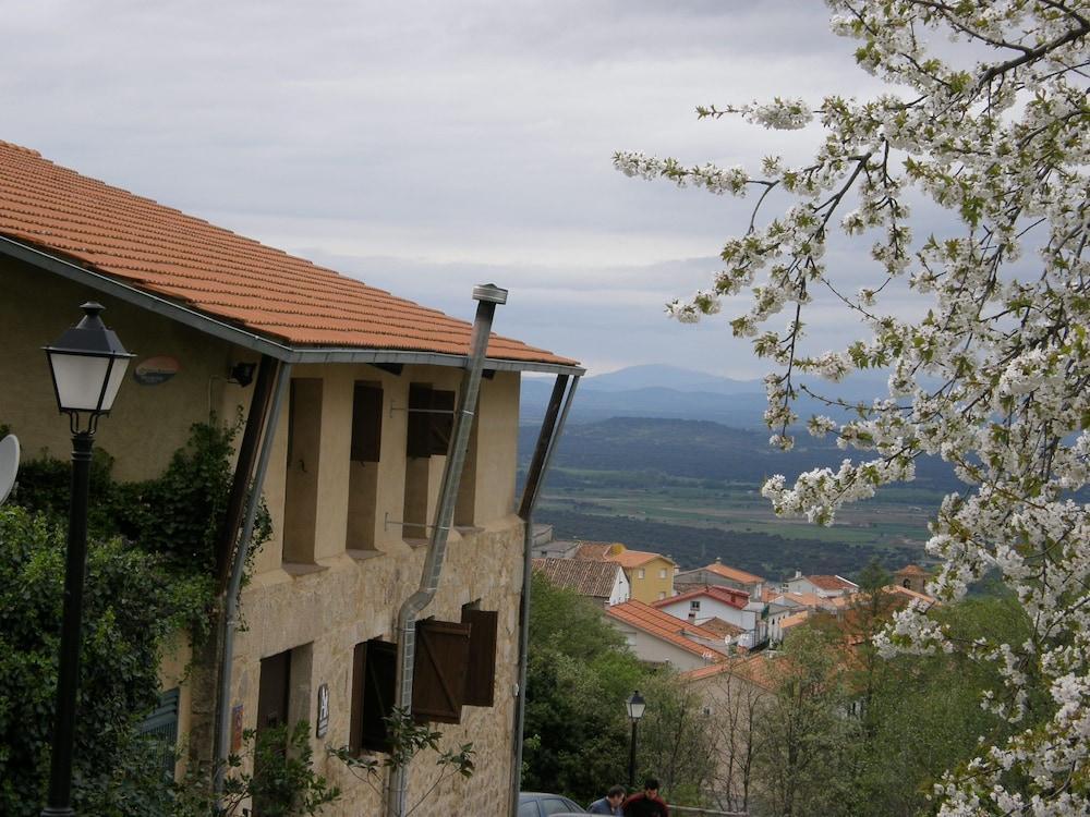 Albergue Aurora Boreal Casas del Monte Exterior foto